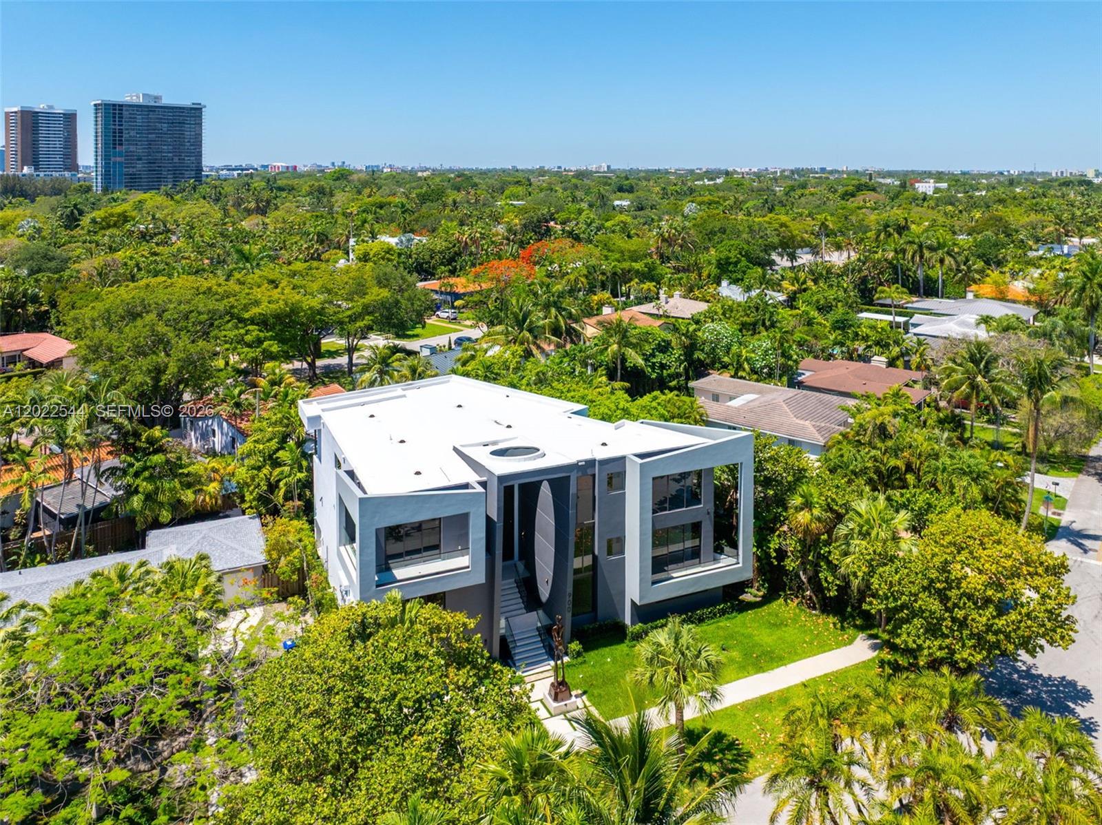 900 NE 75th St, Miami FL 33138