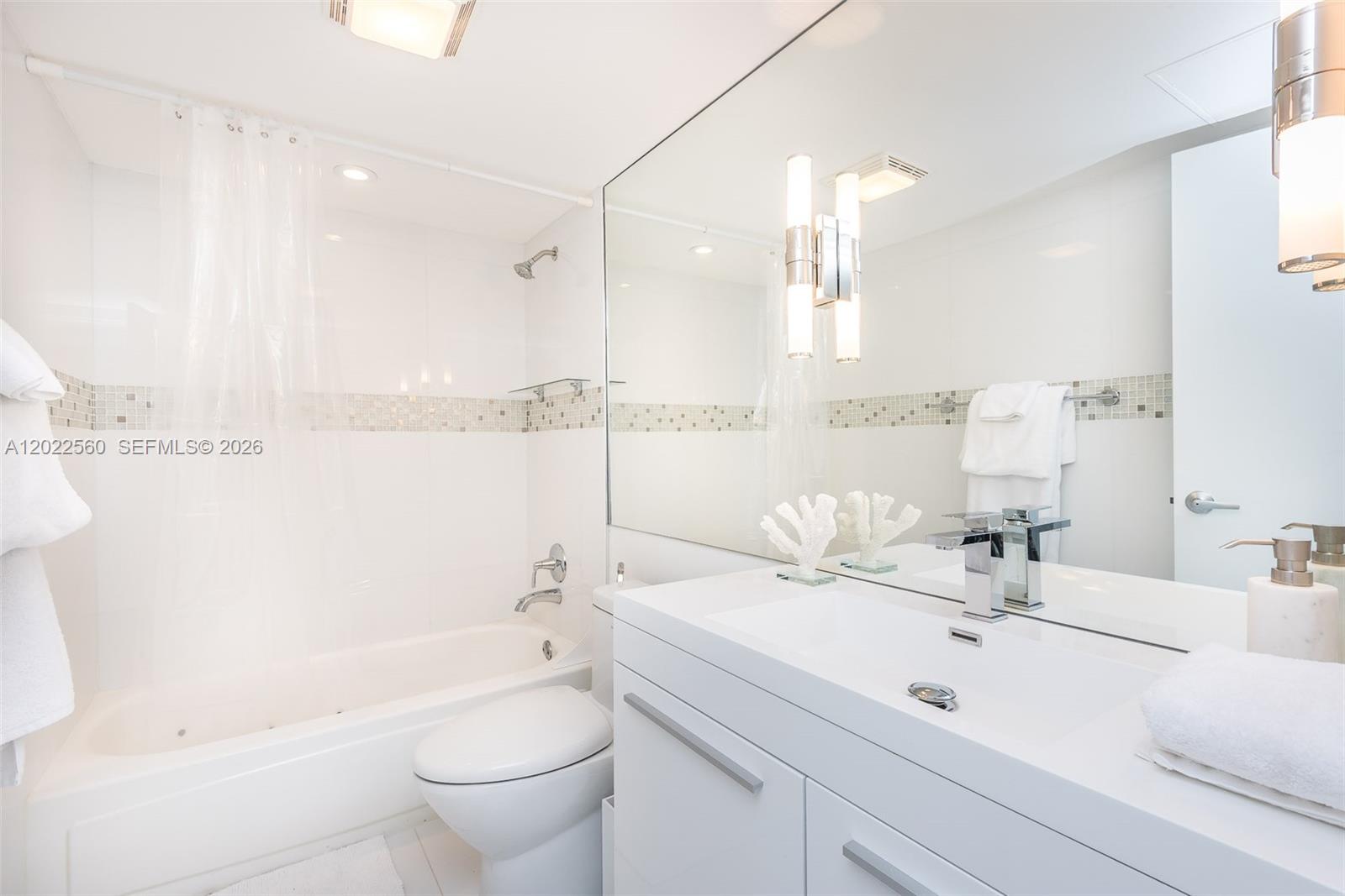 10275 Collins Ave #706, Bal Harbour FL 33154