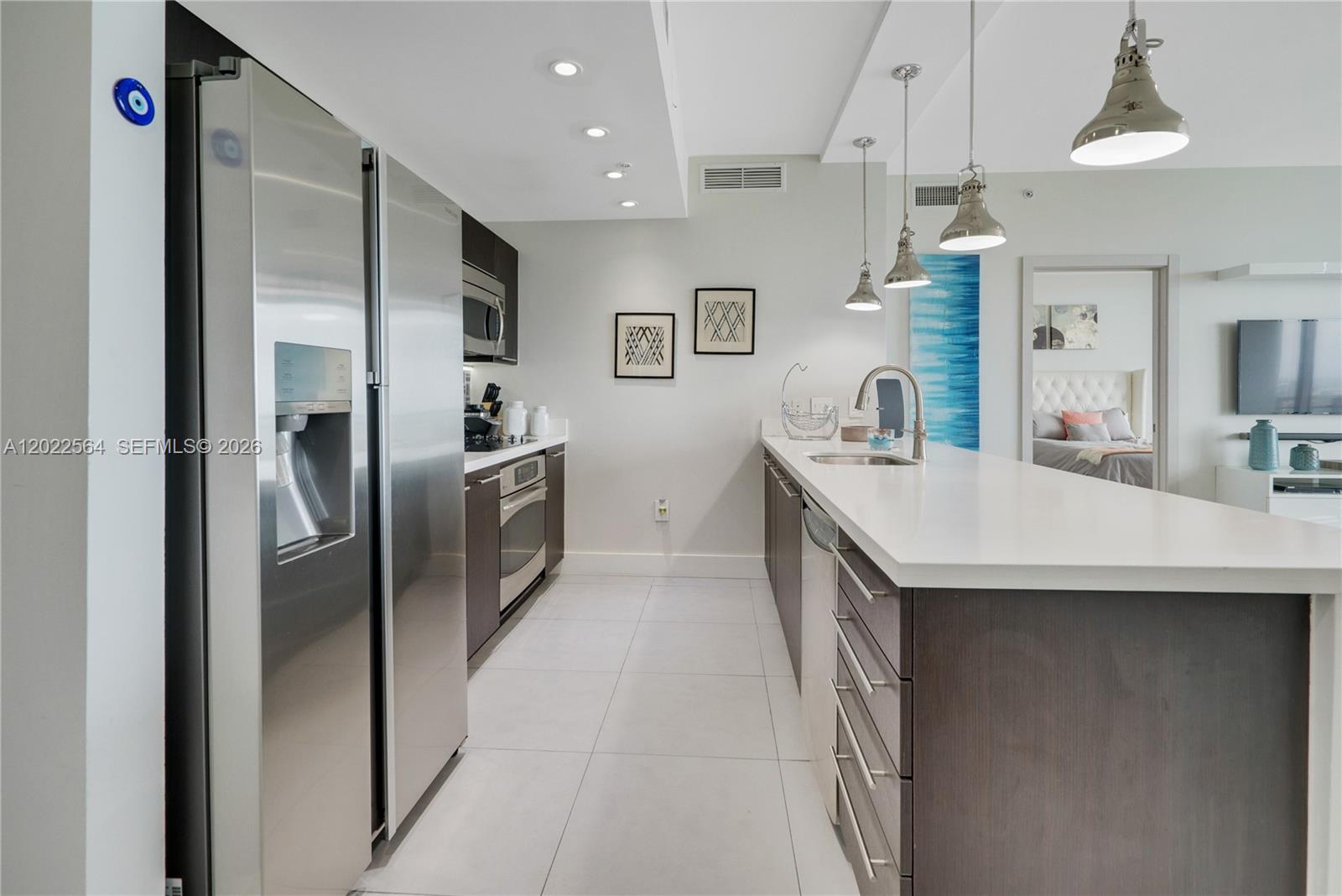 90 SW 3rd St #4308, Miami FL 33130