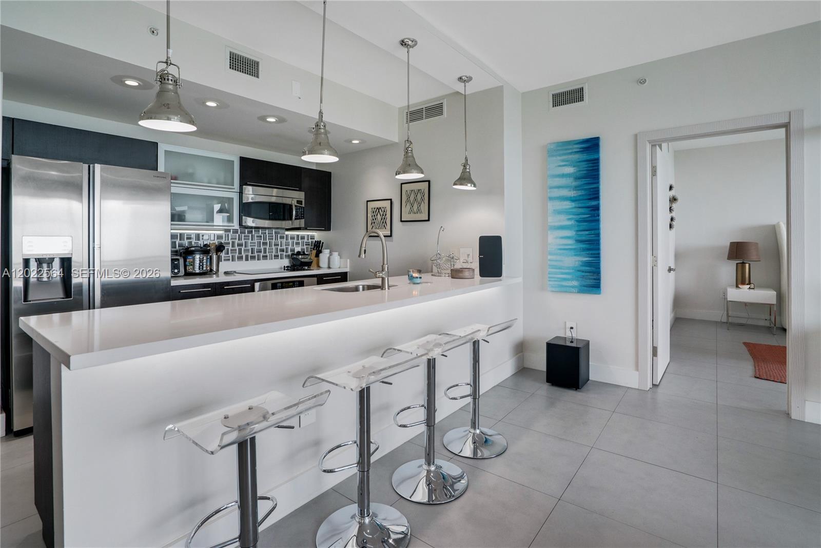 90 SW 3rd St #4308, Miami FL 33130