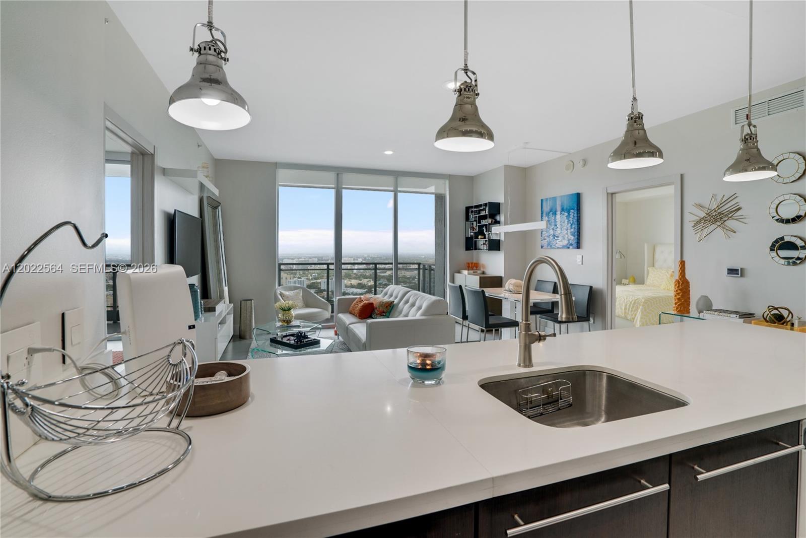 90 SW 3rd St #4308, Miami FL 33130