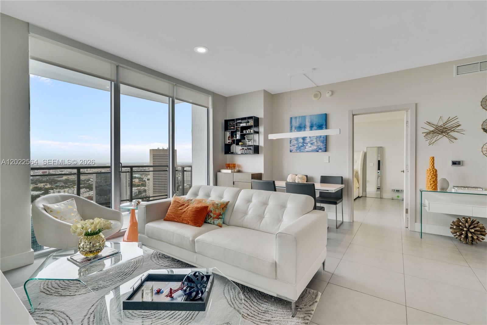 90 SW 3rd St #4308, Miami FL 33130