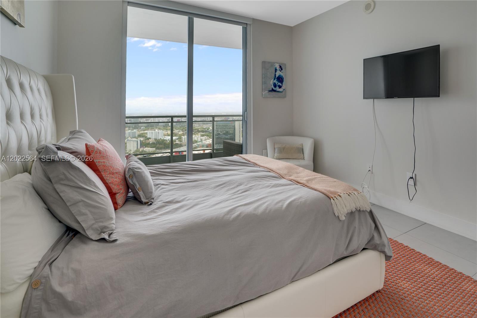 90 SW 3rd St #4308, Miami FL 33130