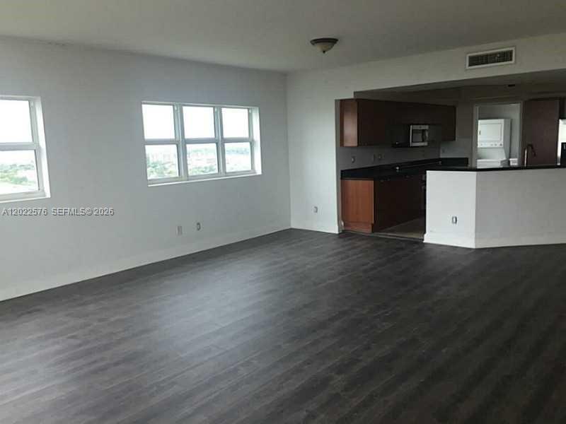 14951 ROYAL OAKS LN #1909, North Miami FL 33181