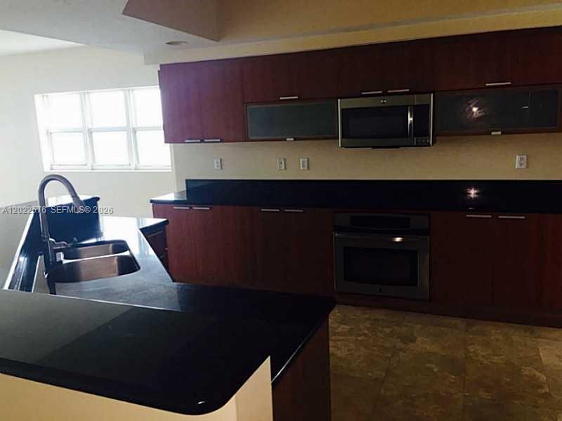 14951 ROYAL OAKS LN #1909, North Miami FL 33181