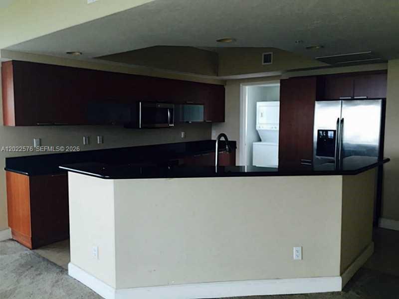 14951 ROYAL OAKS LN #1909, North Miami FL 33181