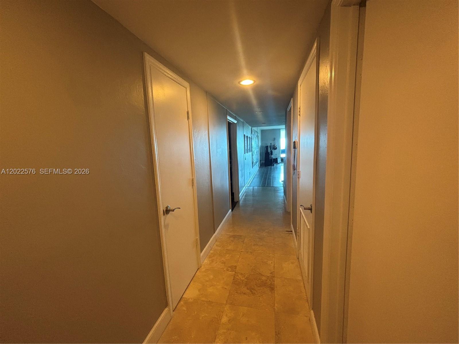 14951 ROYAL OAKS LN #1909, North Miami FL 33181