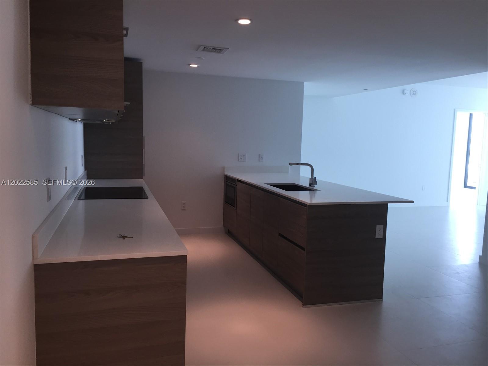1300 S Miami #1910, Miami FL 33130