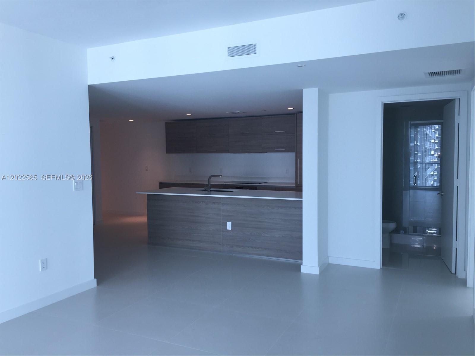 1300 S Miami #1910, Miami FL 33130