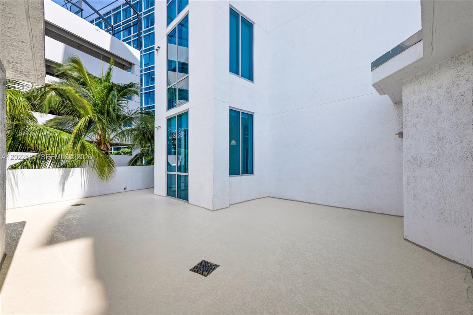 3029 NE 188th St #301, Aventura FL 33180