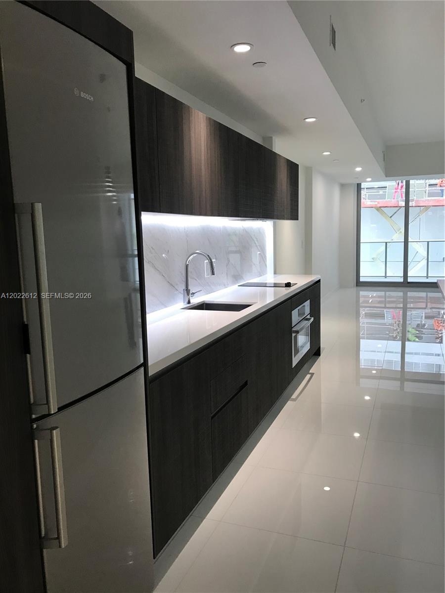 851 NE 1st Ave #207, Miami FL 33132