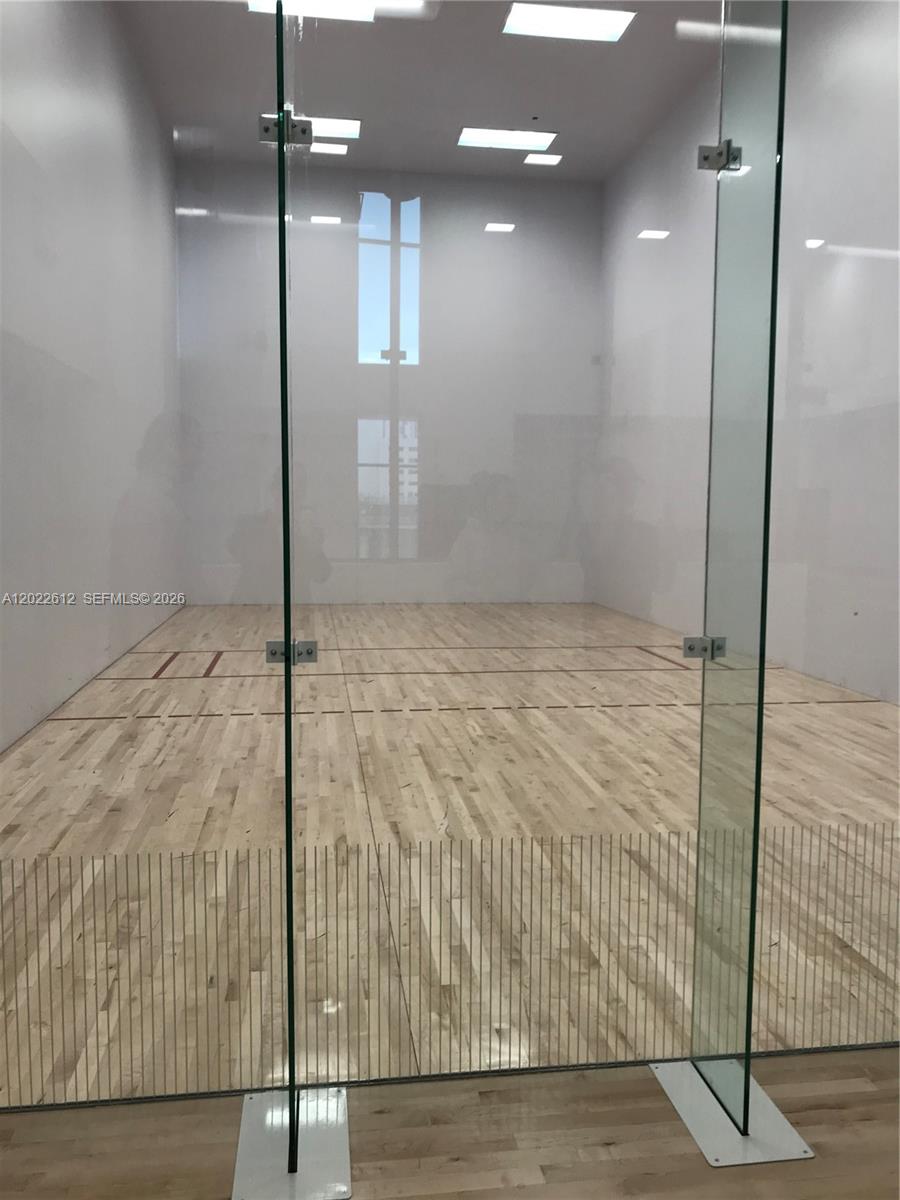 851 NE 1st Ave #207, Miami FL 33132