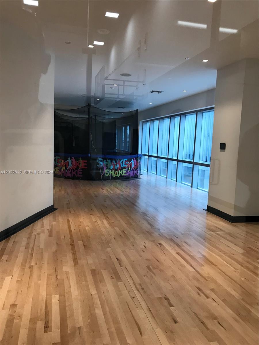 851 NE 1st Ave #207, Miami FL 33132