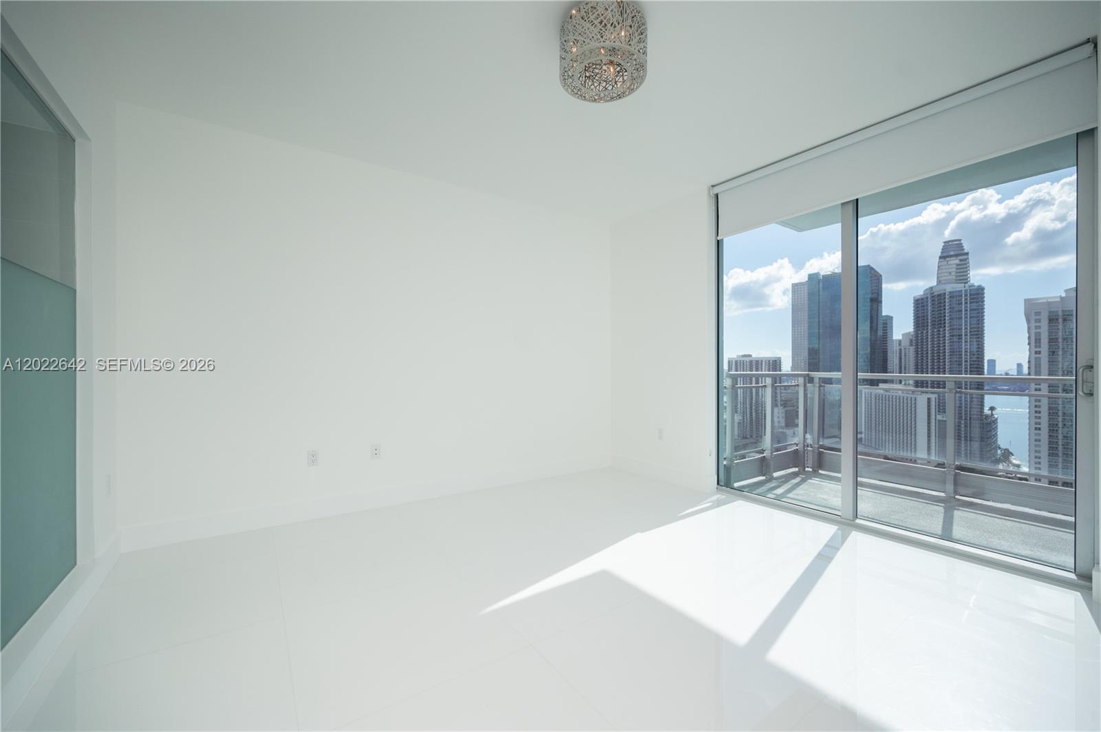 92 SW 3rd St #3411, Miami FL 33130