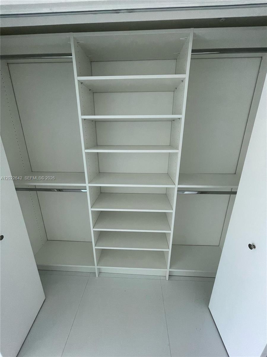 92 SW 3rd St #3411, Miami FL 33130