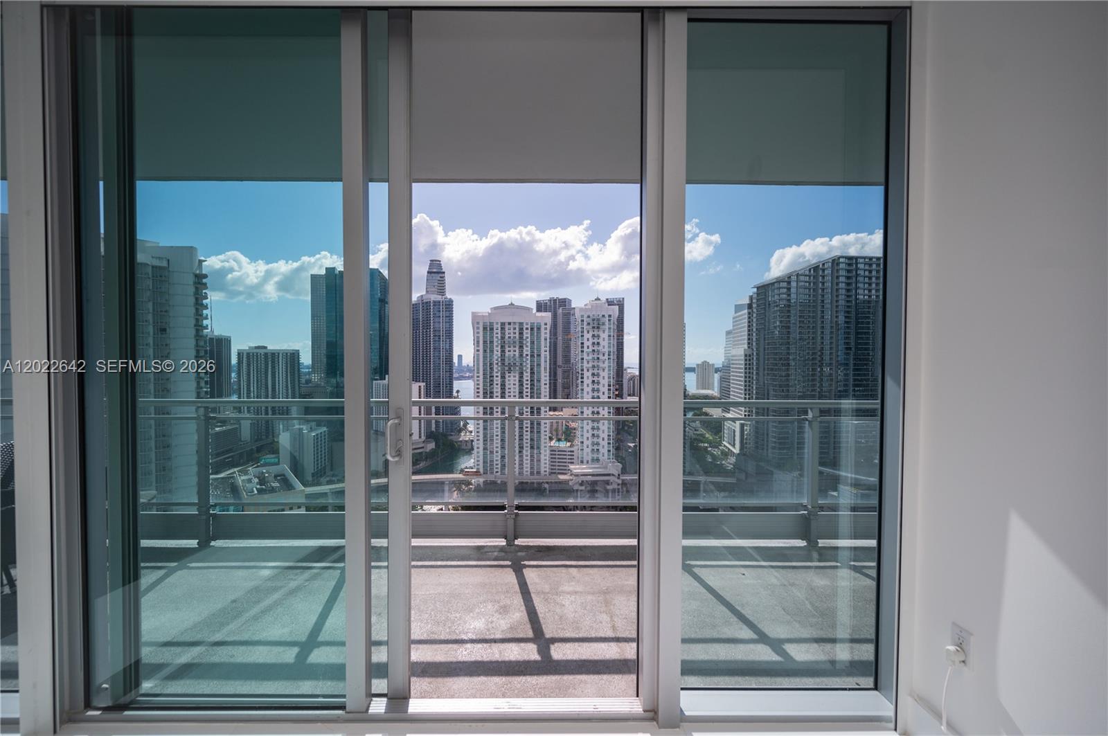 92 SW 3rd St #3411, Miami FL 33130