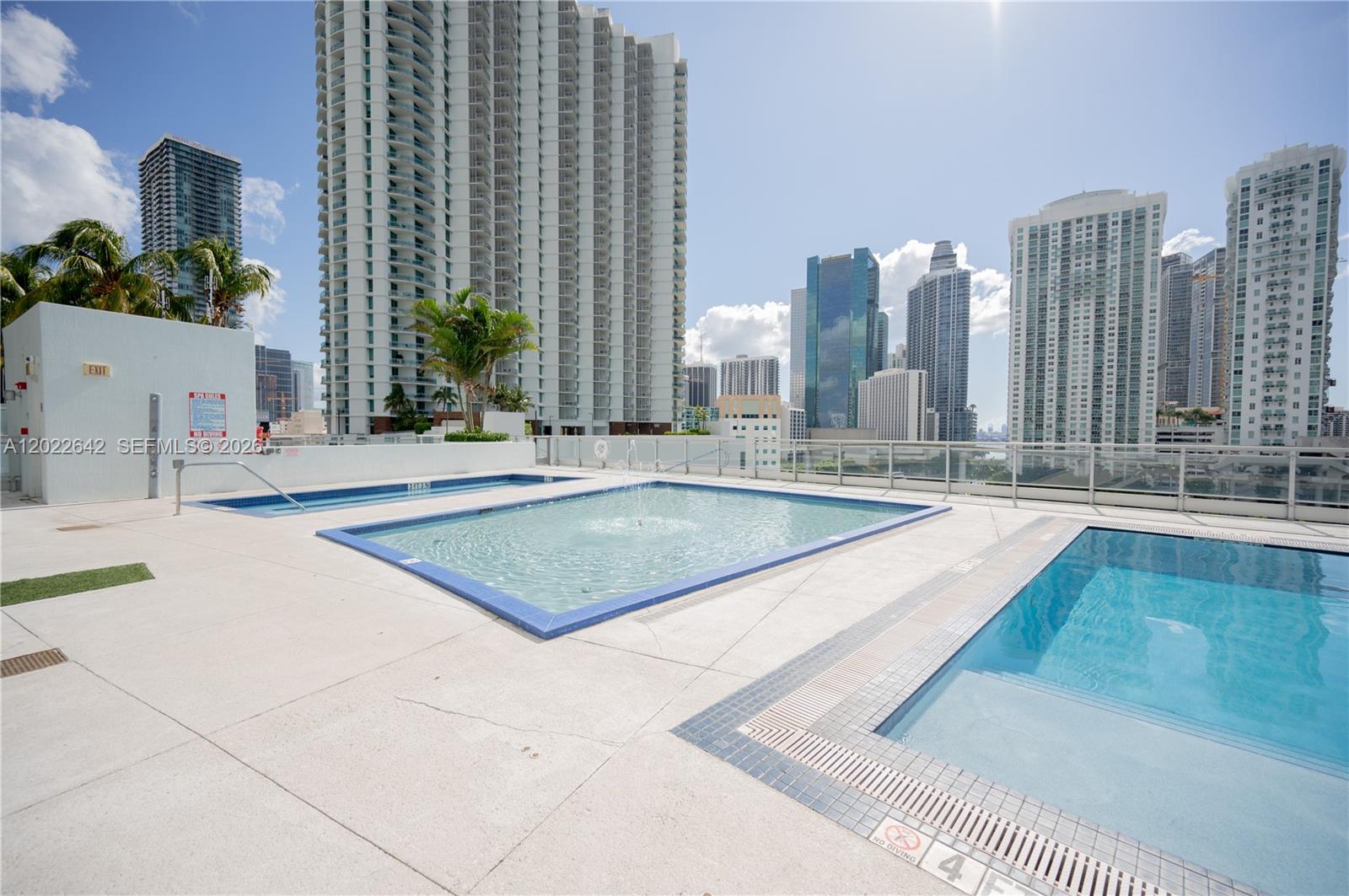 92 SW 3rd St #3411, Miami FL 33130