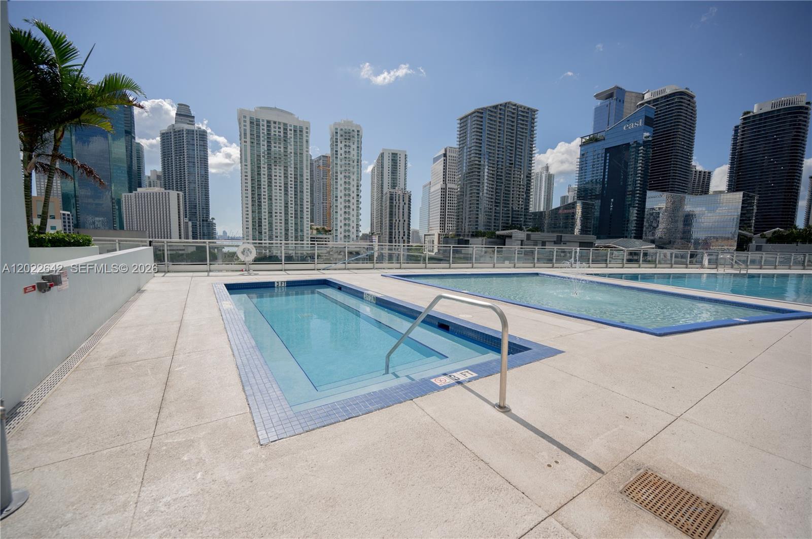 92 SW 3rd St #3411, Miami FL 33130