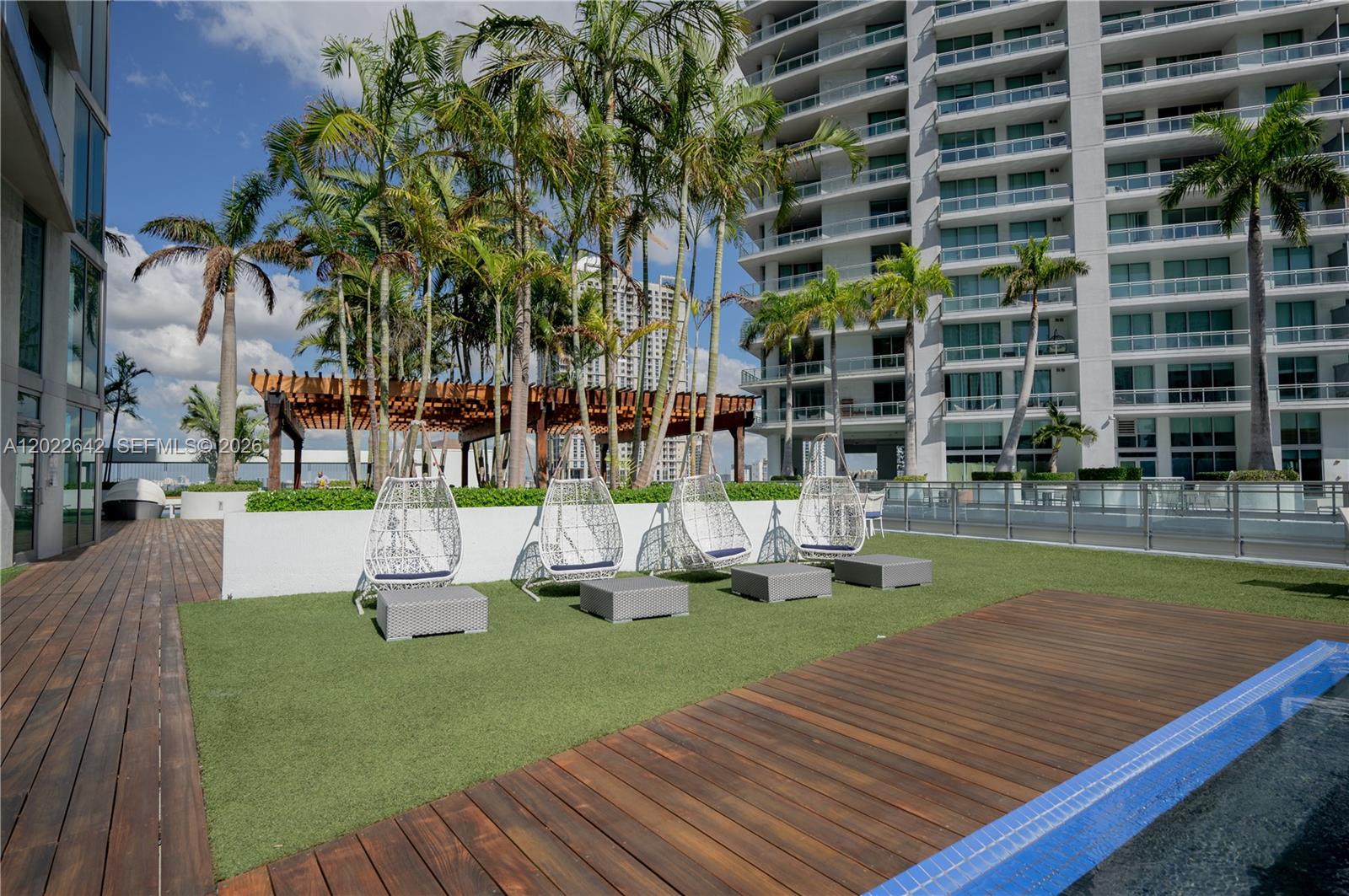 92 SW 3rd St #3411, Miami FL 33130