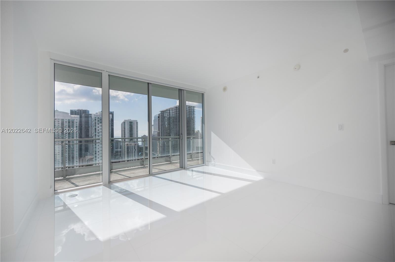 92 SW 3rd St #3411, Miami FL 33130