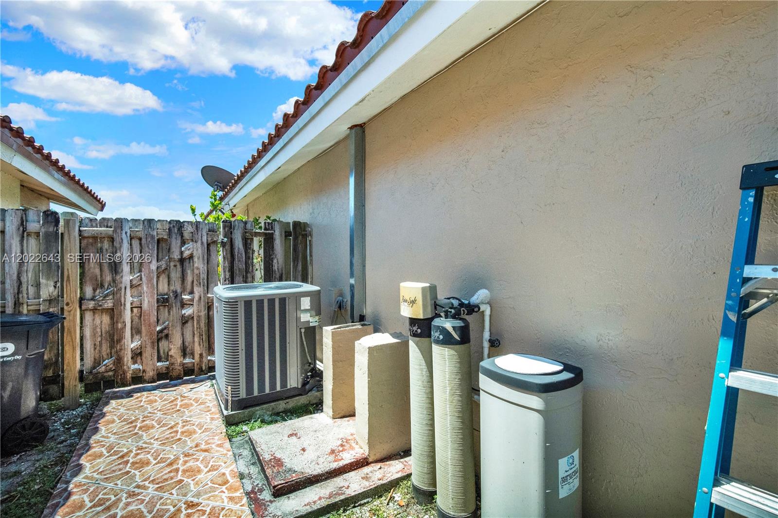 10813 SW 158th Ln, Miami FL 33157