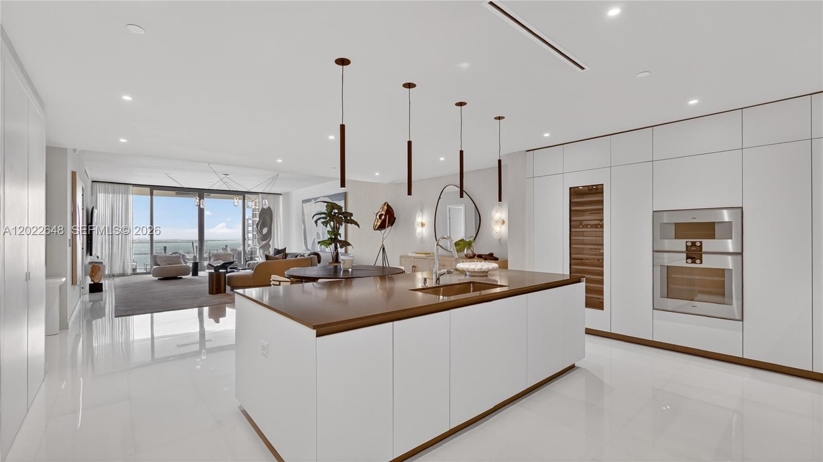 300 Biscayne Blvd Way #3604, Miami FL 33131