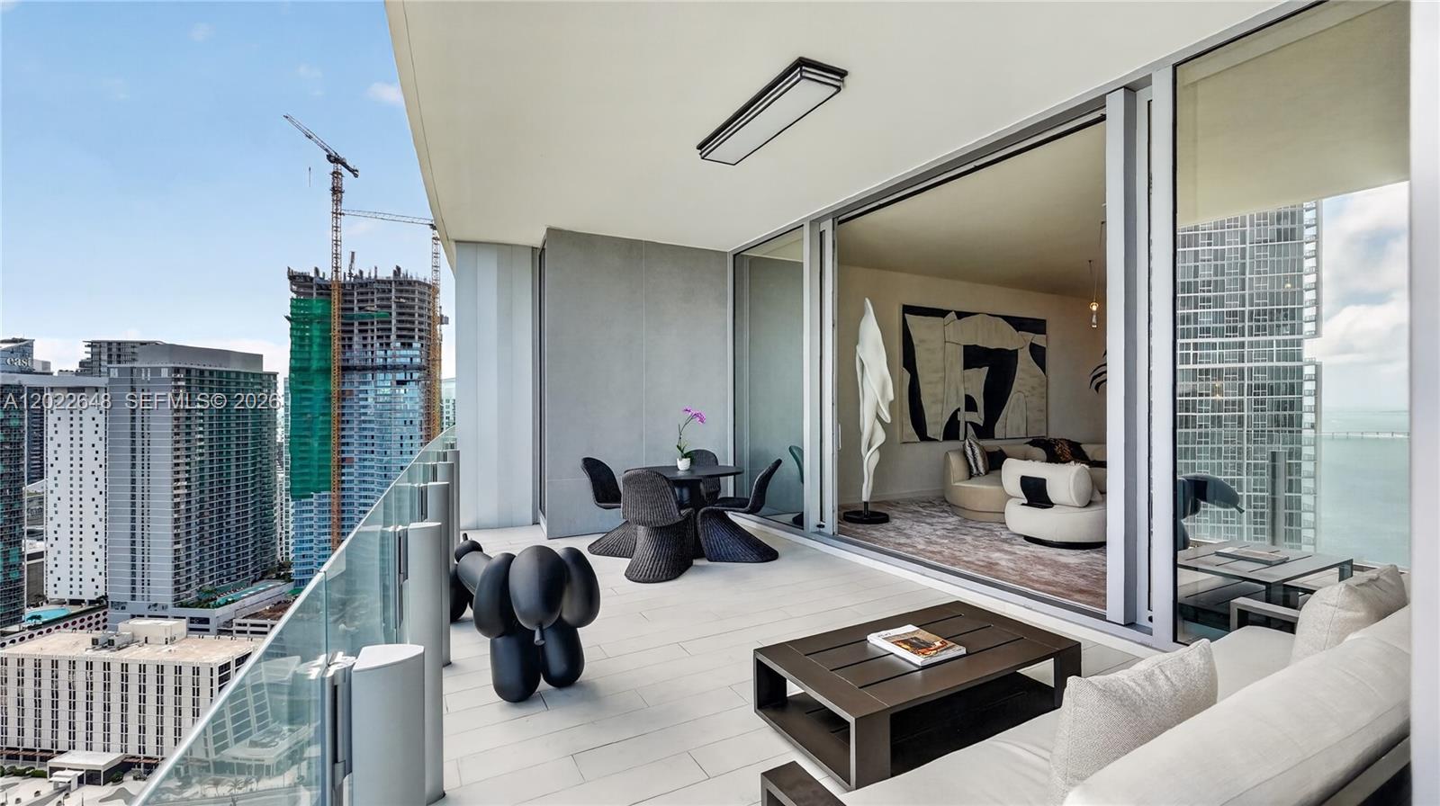 300 Biscayne Blvd Way #3604, Miami FL 33131