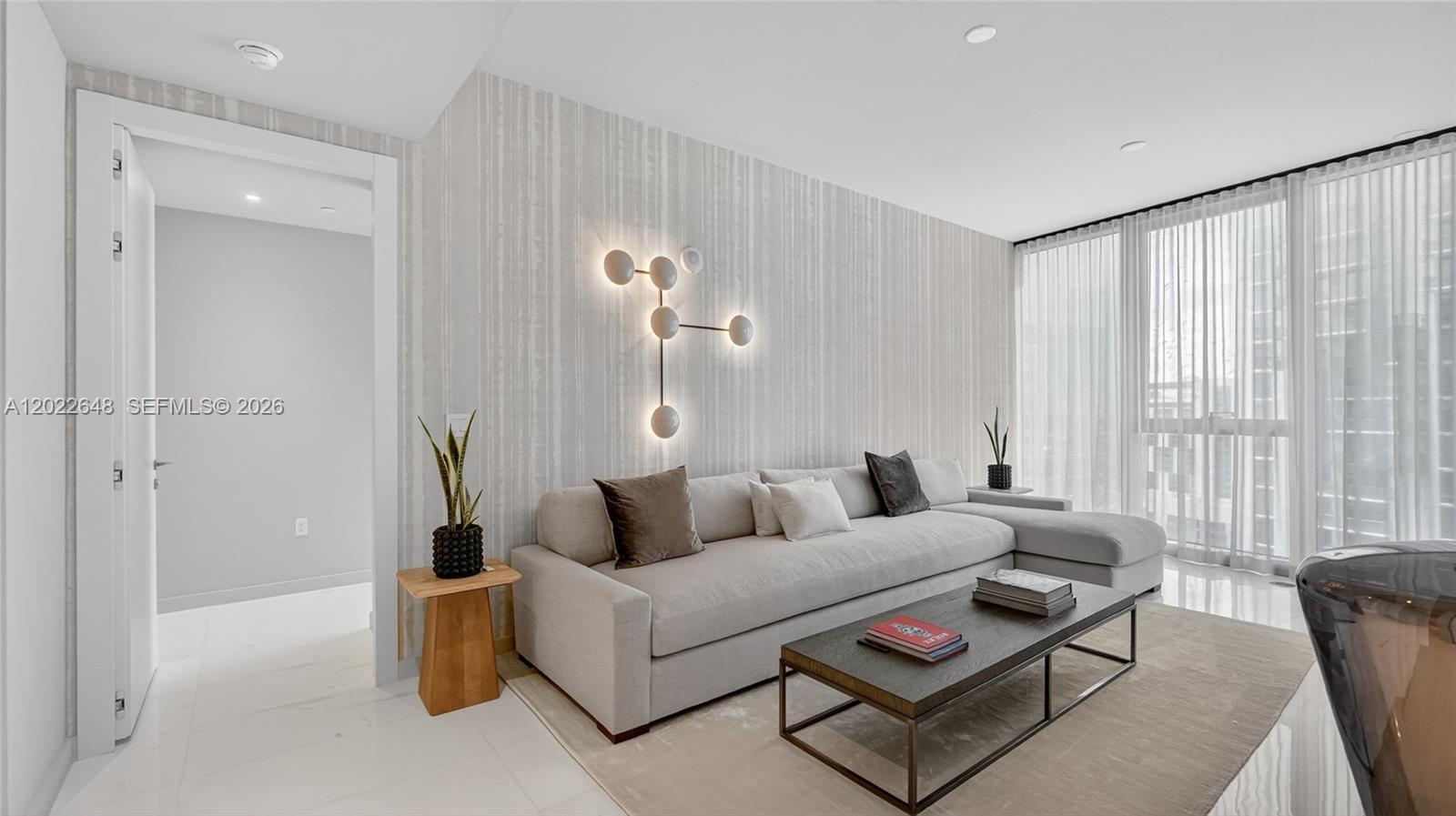 300 Biscayne Blvd Way #3604, Miami FL 33131