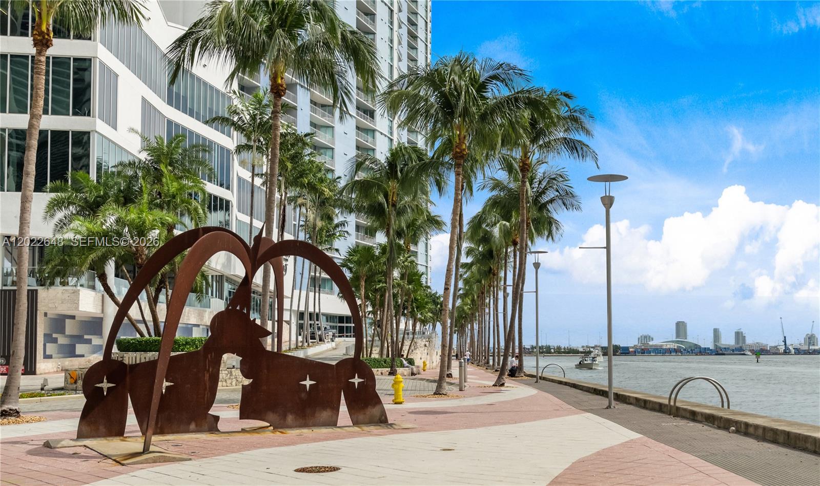 300 Biscayne Blvd Way #3604, Miami FL 33131