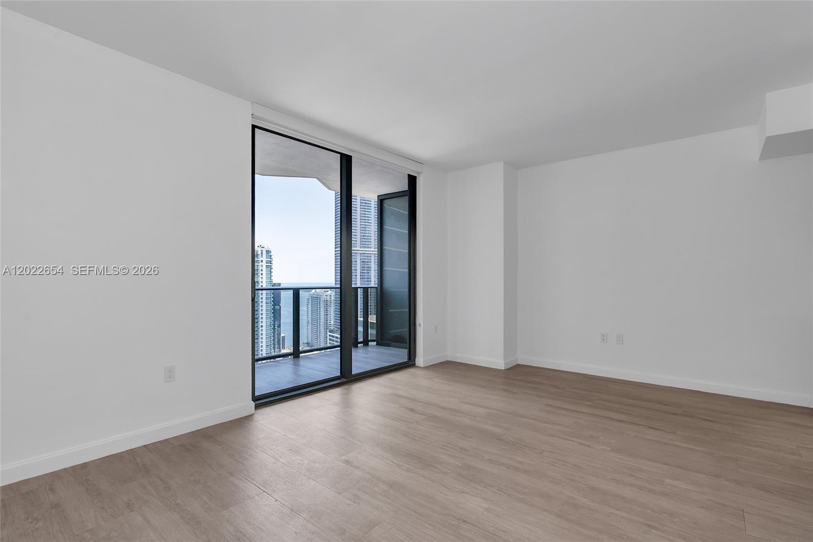 45 SW 9th St #3502, Miami FL 33130