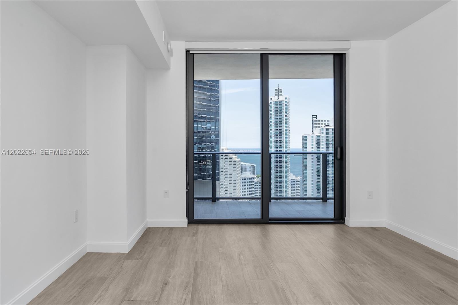 45 SW 9th St #3502, Miami FL 33130