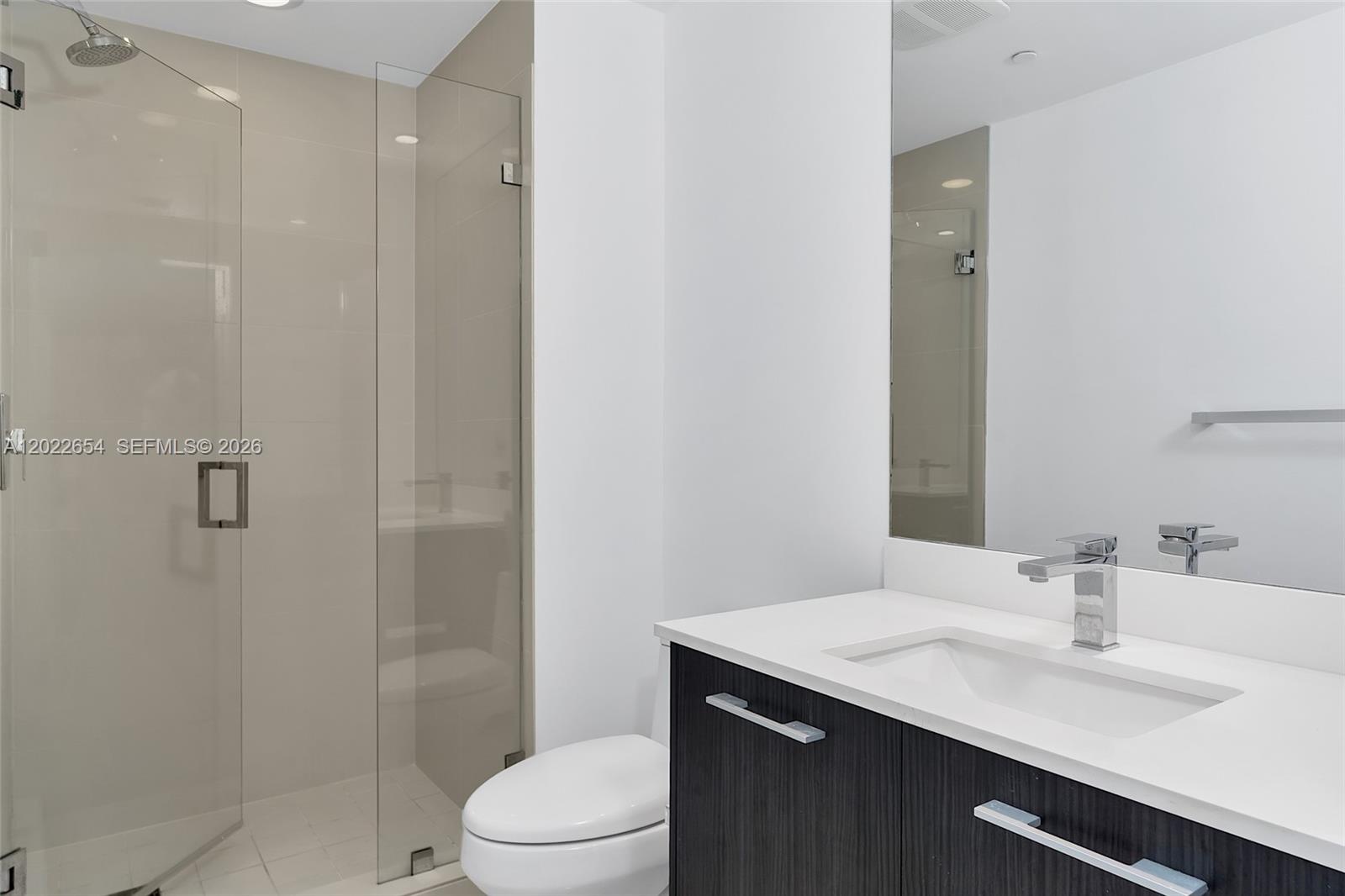 45 SW 9th St #3502, Miami FL 33130