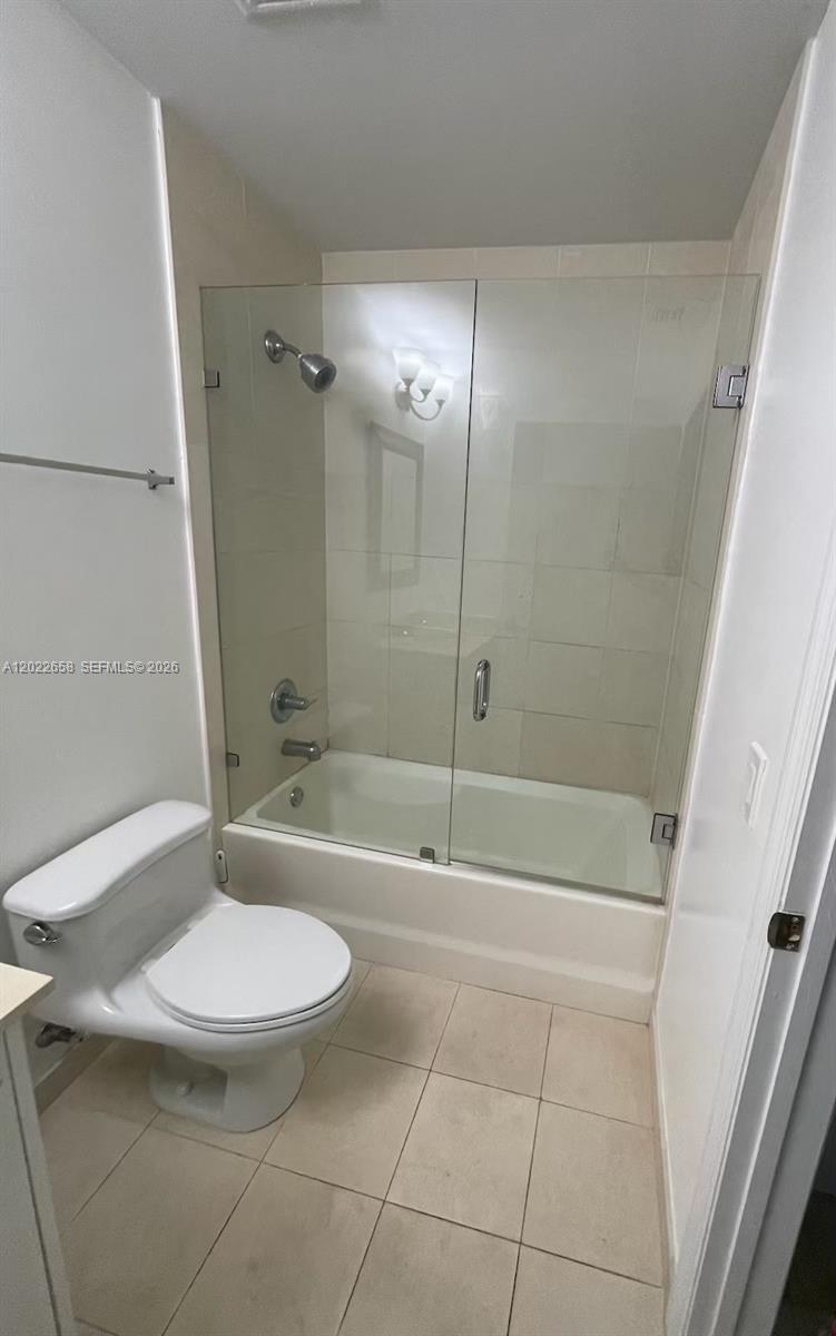60 SW 13th St #2210, Miami FL 33130