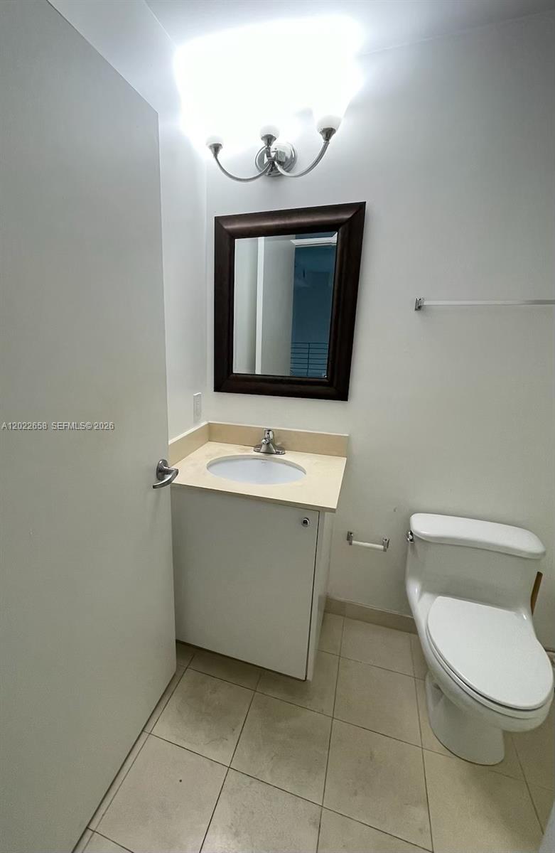 60 SW 13th St #2210, Miami FL 33130