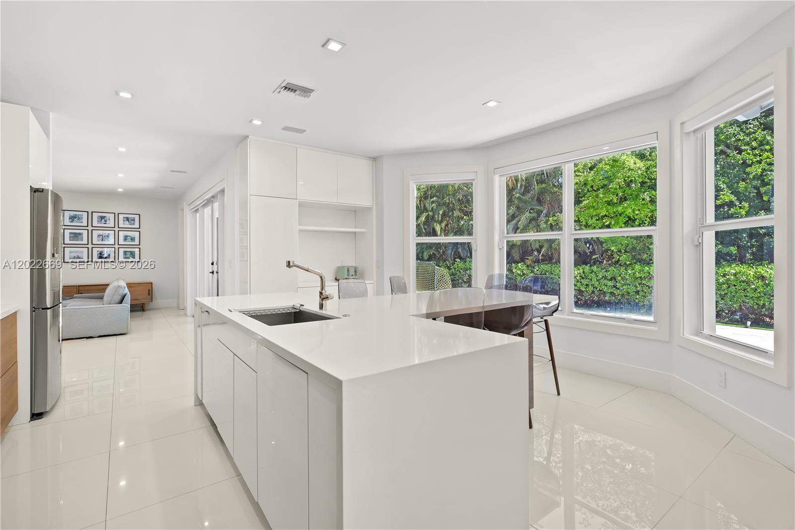 5700 SW 86th St, South Miami FL 33143