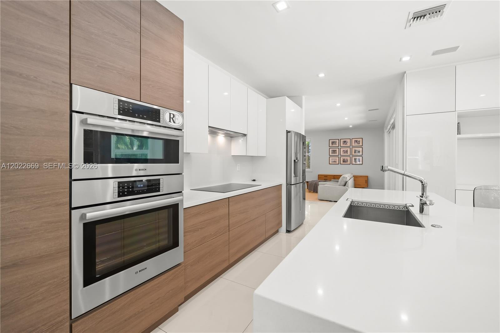 5700 SW 86th St, South Miami FL 33143