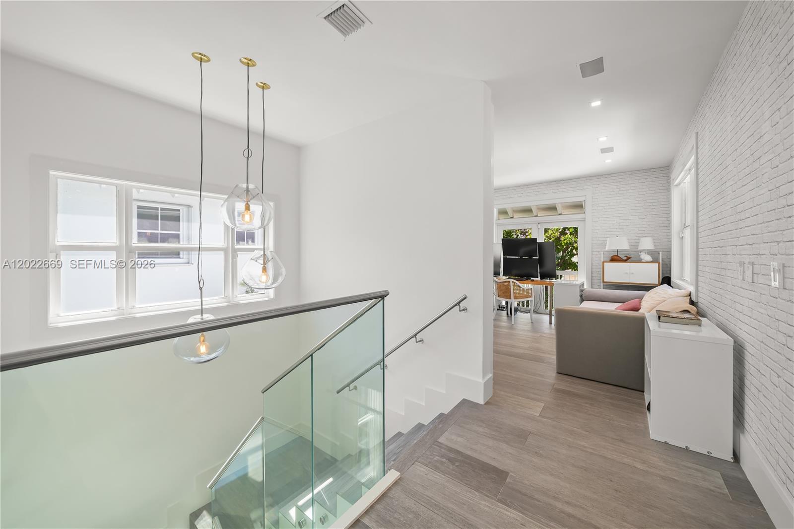5700 SW 86th St, South Miami FL 33143