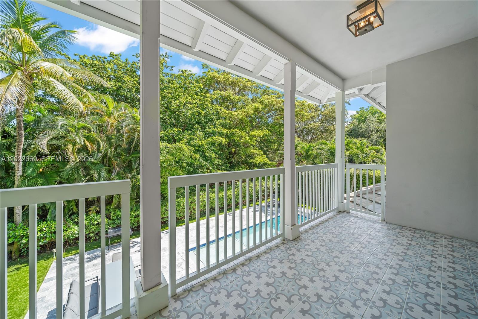 5700 SW 86th St, South Miami FL 33143