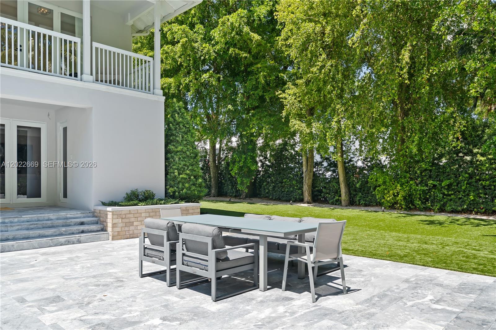 5700 SW 86th St, South Miami FL 33143