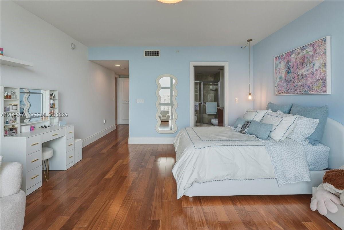 3301 NE 183rd St #2101, Aventura FL 33160
