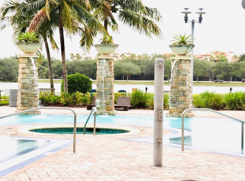 2681 N Flamingo Rd #2602S, Sunrise FL 33323