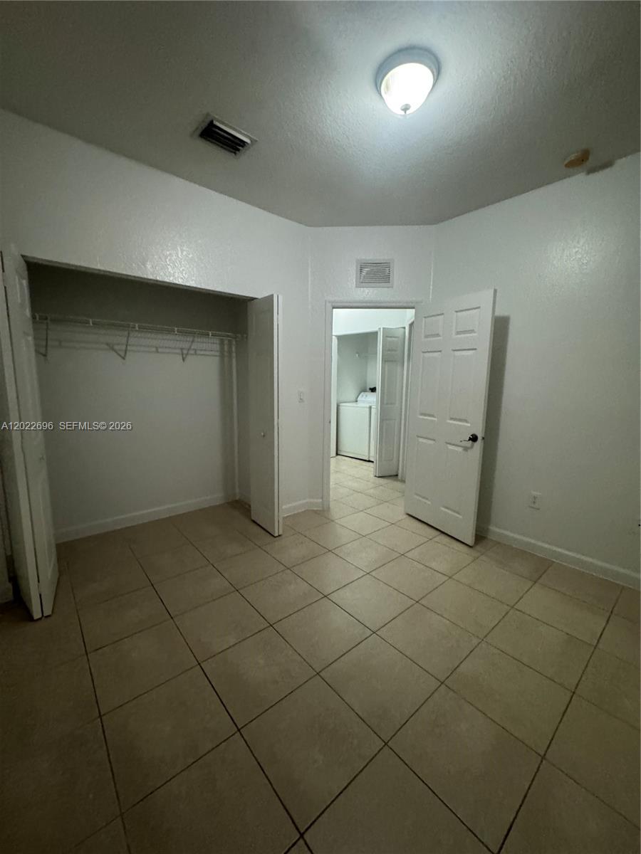 2991 NW 36th Way, Lauderdale Lakes FL 33311