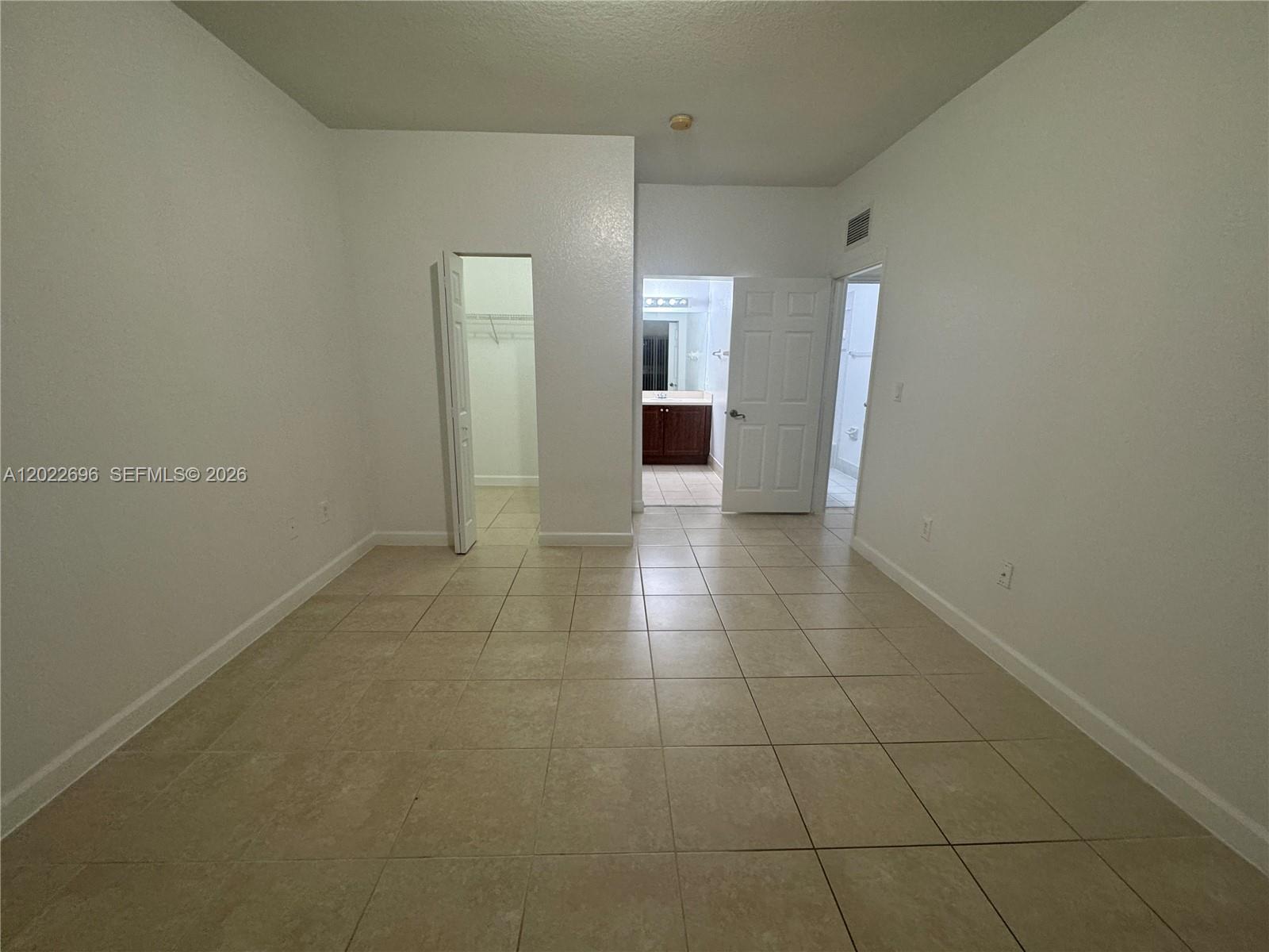 2991 NW 36th Way, Lauderdale Lakes FL 33311