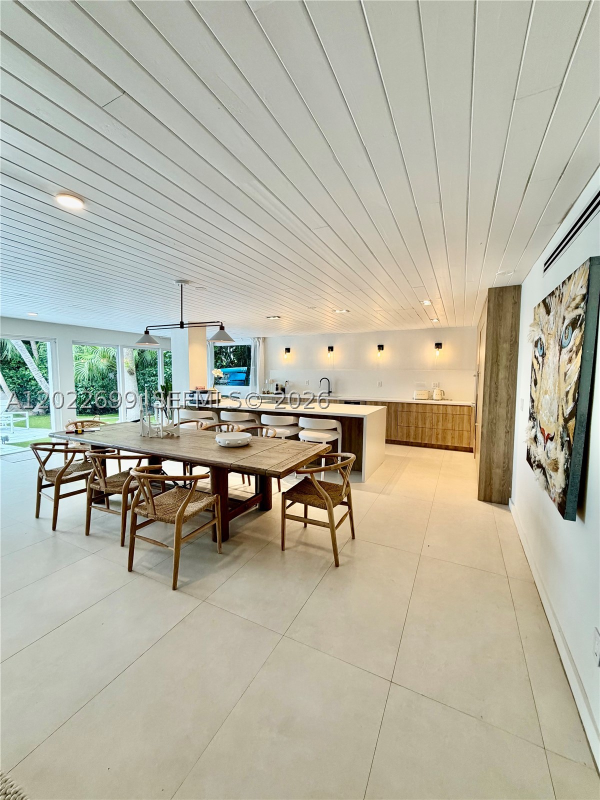 8300 Hawthorne Ave, Miami Beach FL 33141
