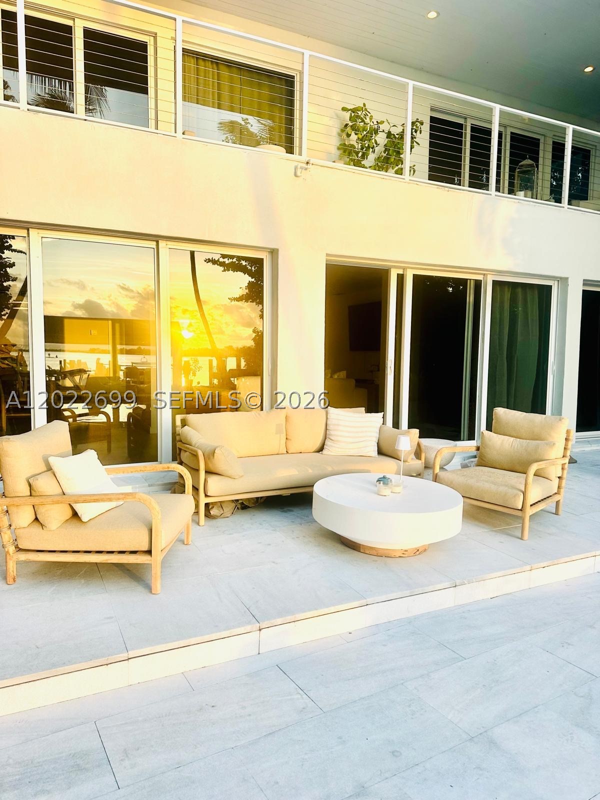 8300 Hawthorne Ave, Miami Beach FL 33141