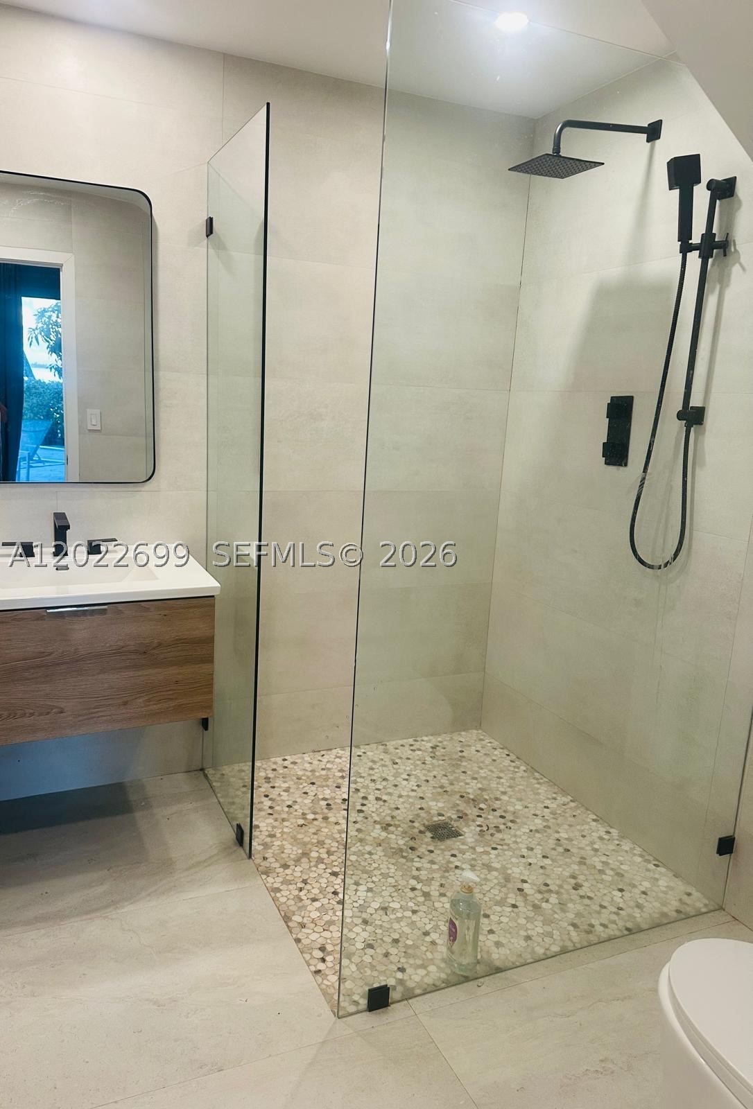 8300 Hawthorne Ave, Miami Beach FL 33141