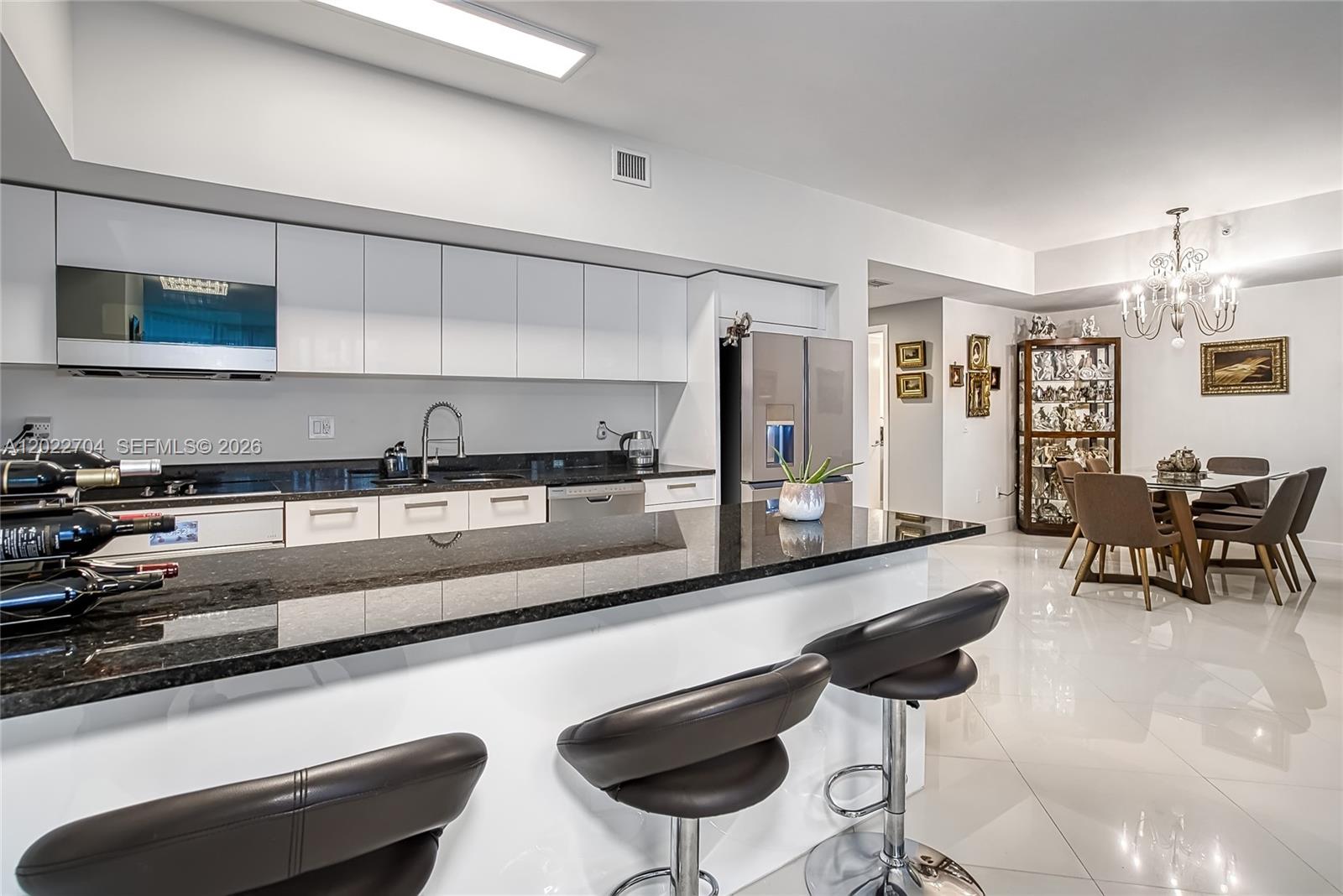 3131 NE 188th St #1-1104, Aventura FL 33180