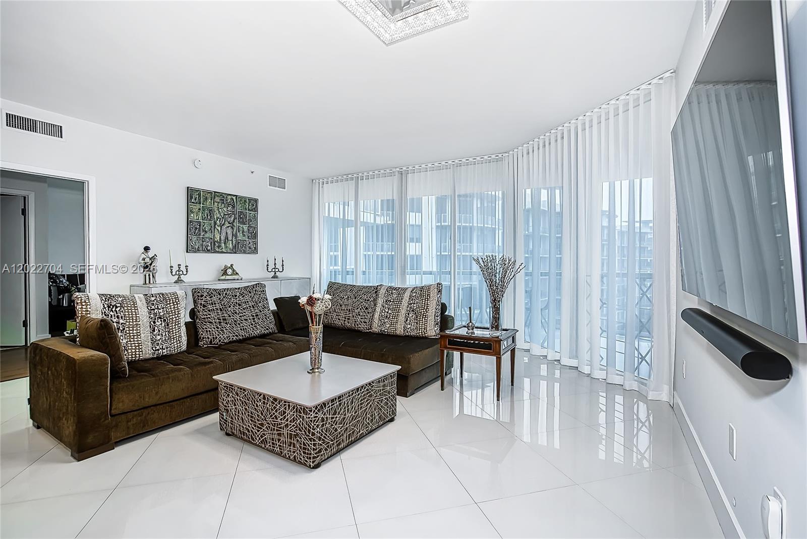 3131 NE 188th St #1-1104, Aventura FL 33180