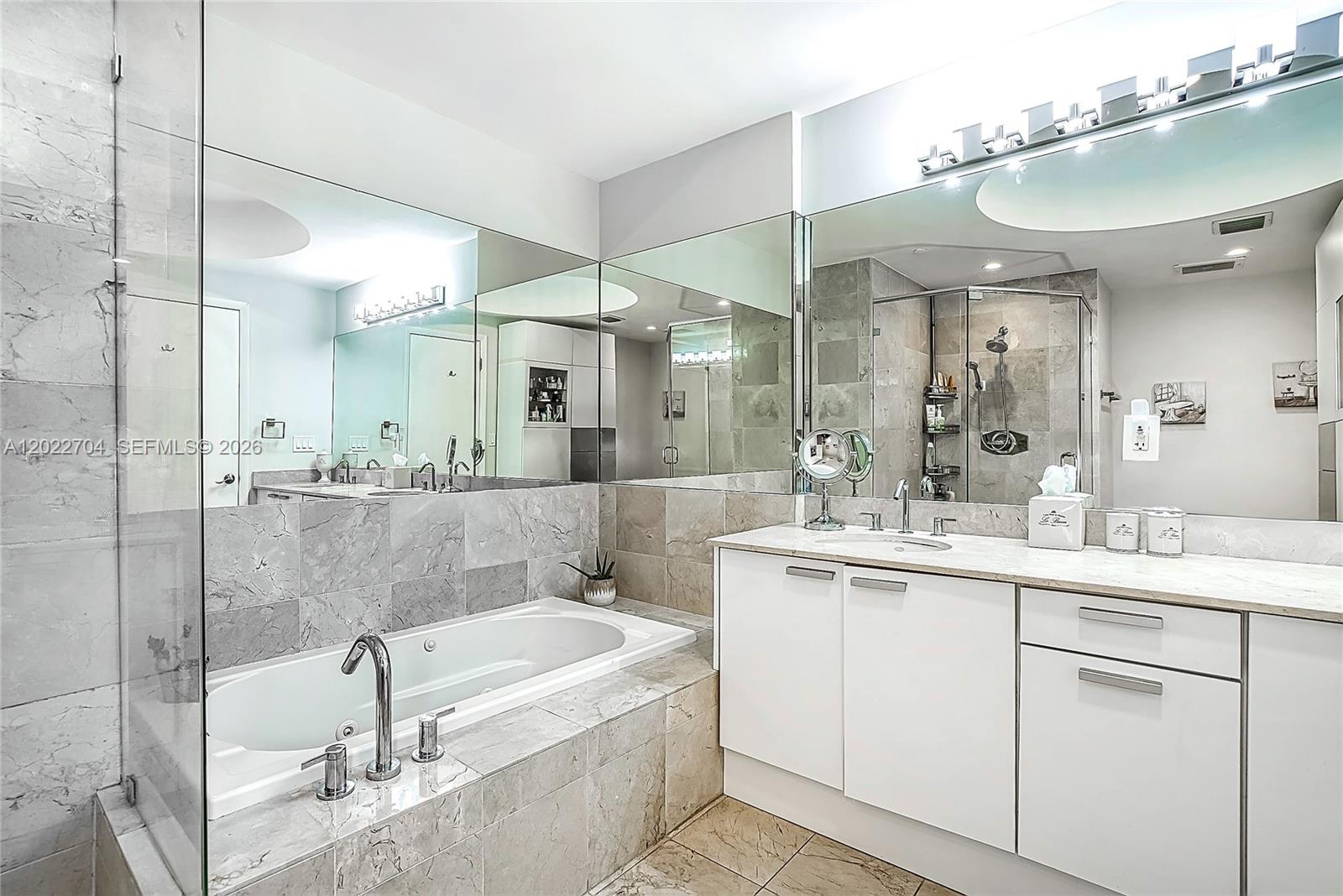 3131 NE 188th St #1-1104, Aventura FL 33180