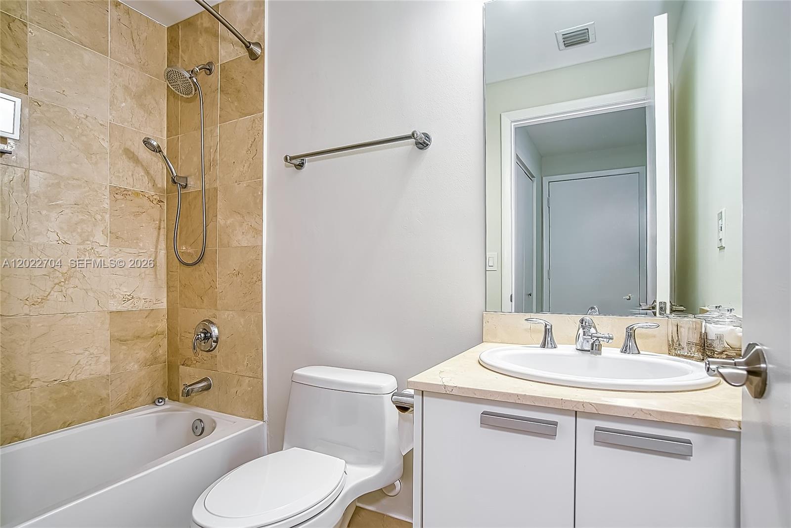 3131 NE 188th St #1-1104, Aventura FL 33180
